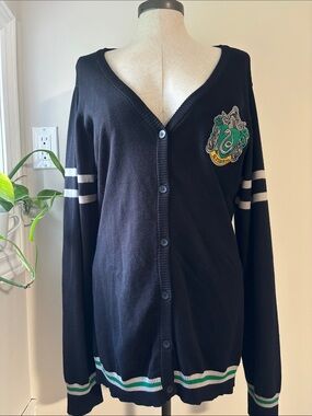 HARRY POTTER slytherin button up cardigan